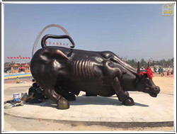 廣場(chǎng)銅牛雕塑