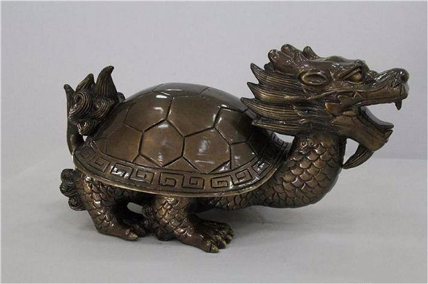 神獸龍龜?shù)袼?></center>
<p style=