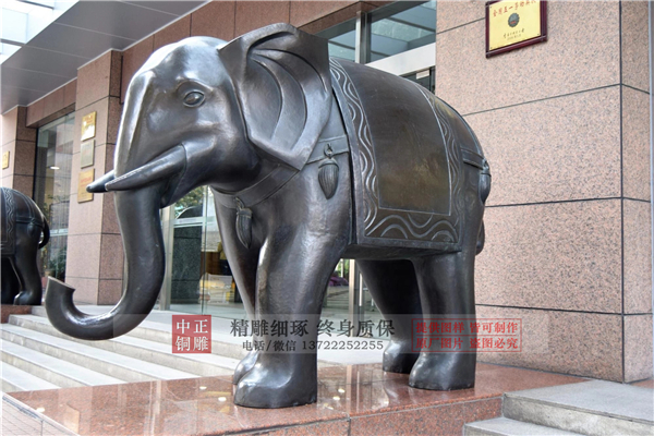 門(mén)口銅大象.jpg
