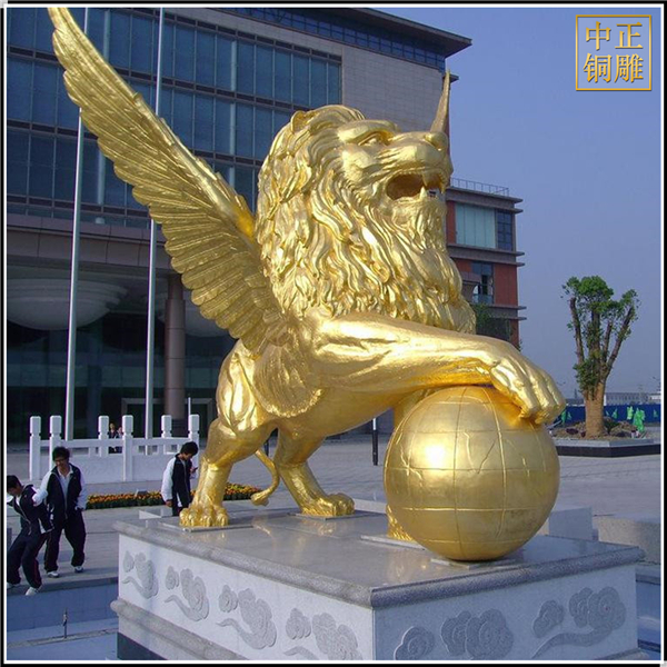 戶外廣場(chǎng)銅獅子.jpg