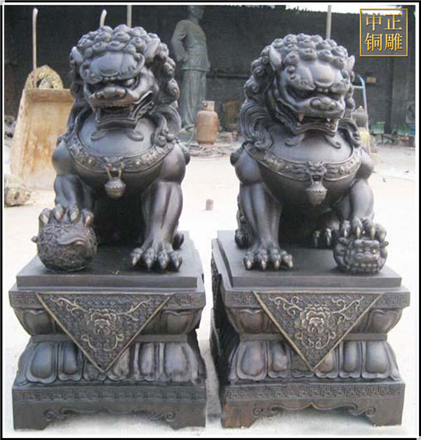 銅門(mén)獅工藝品