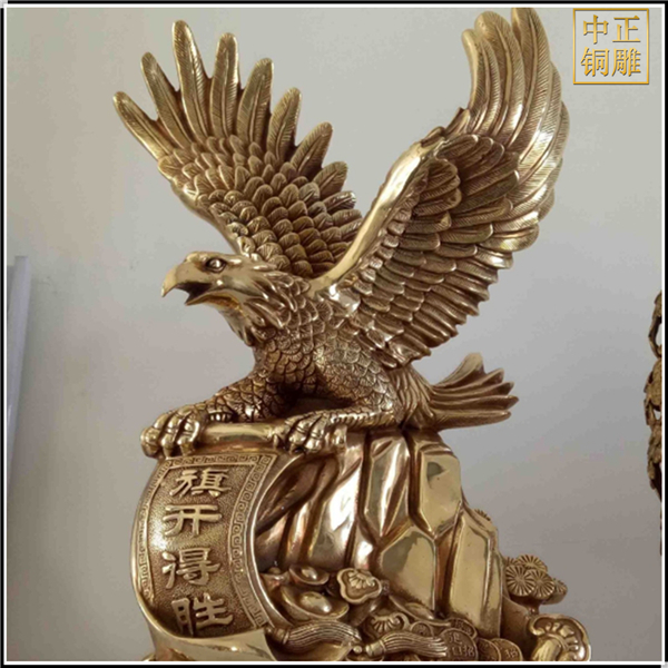 旗開得勝銅鷹.jpg