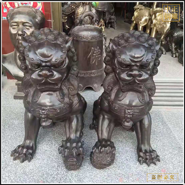 銅獅子雕塑現(xiàn)貨銷(xiāo)售