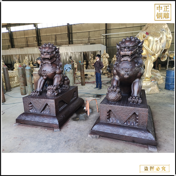 2米故宮銅獅子生產(chǎn)商家.jpg